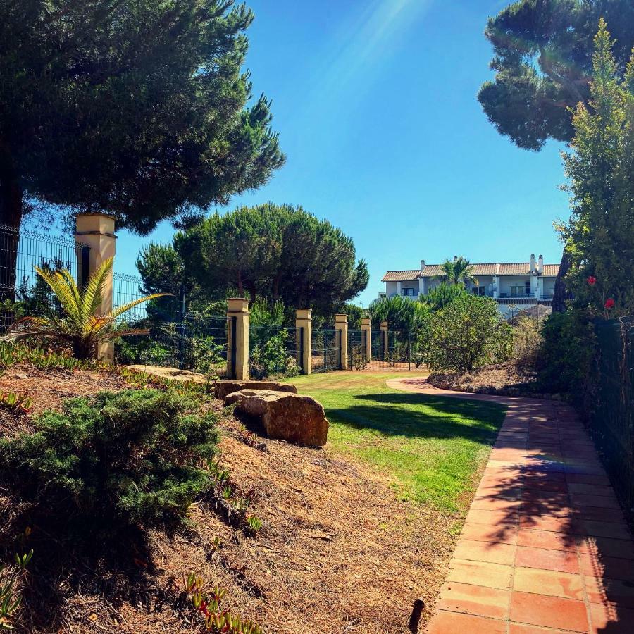 Fantastic 3-Bedroom Holiday Home Including Tennis And Pool Near Golf Course El Portil Exterior foto