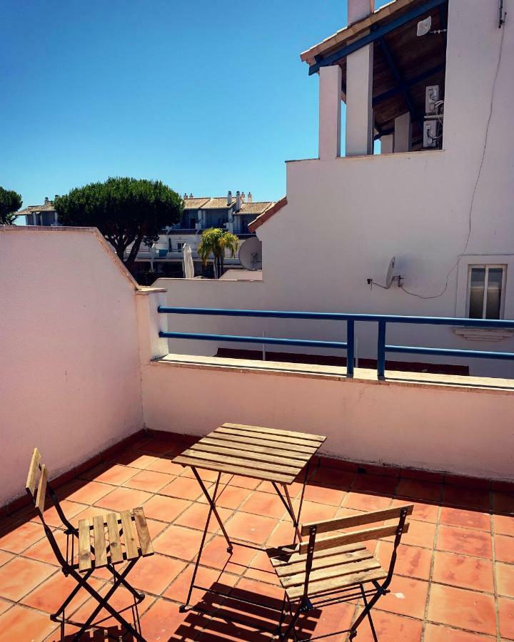 Fantastic 3-Bedroom Holiday Home Including Tennis And Pool Near Golf Course El Portil Exterior foto