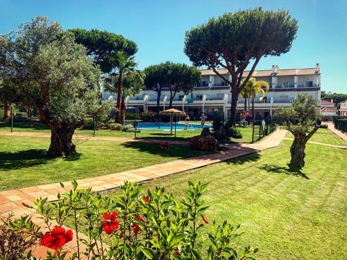 Fantastic 3-Bedroom Holiday Home Including Tennis And Pool Near Golf Course El Portil Exterior foto