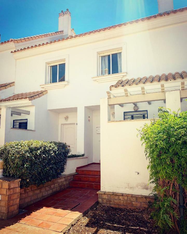 Fantastic 3-Bedroom Holiday Home Including Tennis And Pool Near Golf Course El Portil Exterior foto